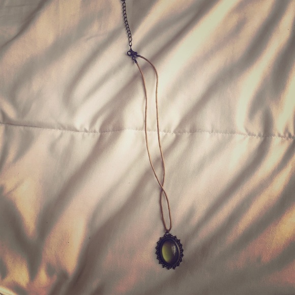 Necklace - Picture 1 of 1